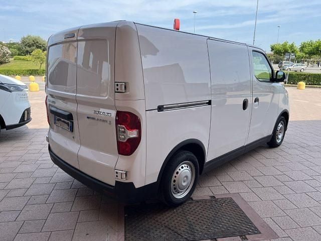 Usata Maxus eDeliver 3 89 kW (122 CV) 2024 Bianco Furgone