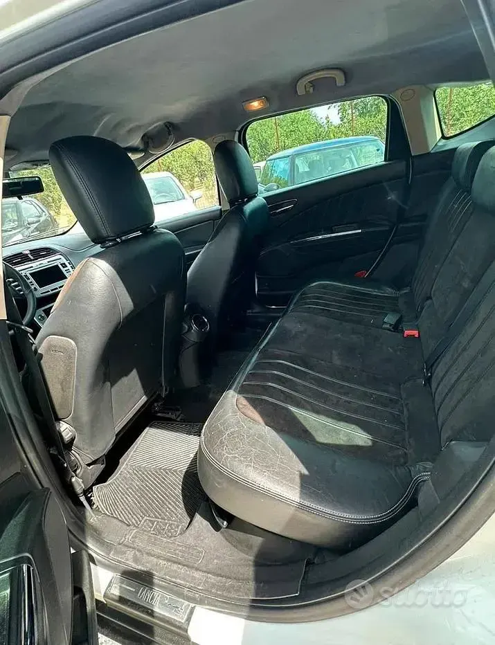 Usata Lancia Delta 120 CV (88 kW) 2011 Bianco Utilitaria