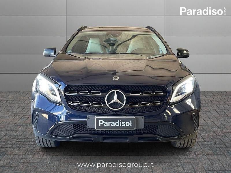 Begagnad Mercedes GLA200 Edition 136 HK (100 kW) 2018 Blå SUV