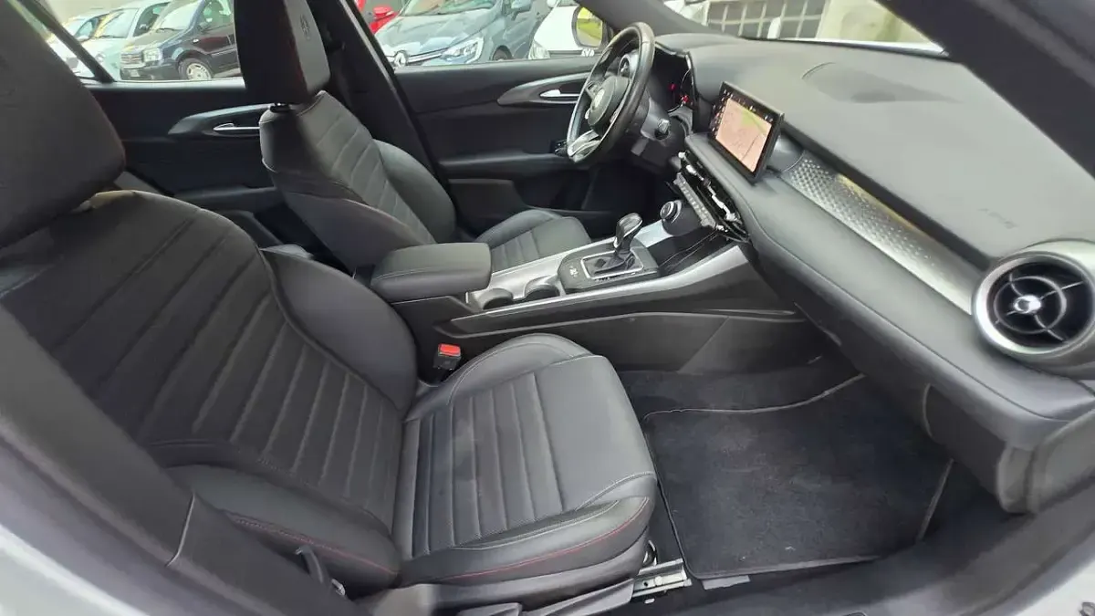 Usata Alfa Romeo Tonale Sprint 131 CV (96 kW) 2023 Bianco SUV