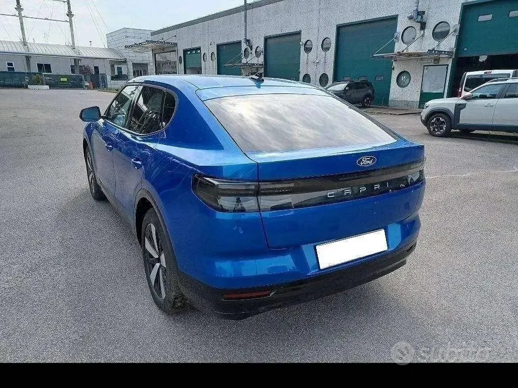 Usata Ford Capri Extended Range 210 kW (286 CV) 2025 Blu SUV