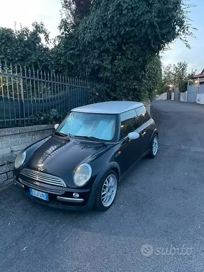 Usata Mini Cooper 116 CV (85 kW) 2002 Grigio Utilitaria