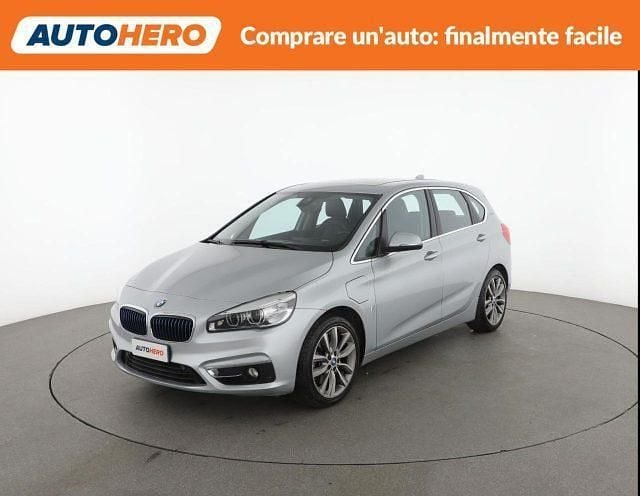 Usata BMW 225 Active Tourer iPerformance 135 CV (99 kW) 2017 Argento Monovolume
