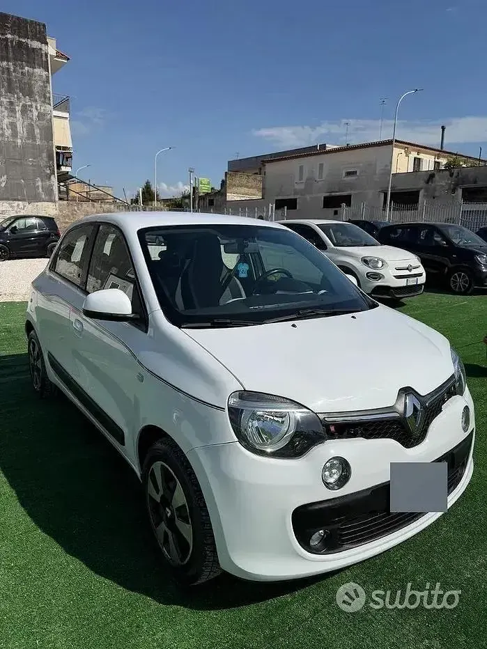 Usado Renault Twingo SE 69 HP (50 kW) 2017 Branco Citadino