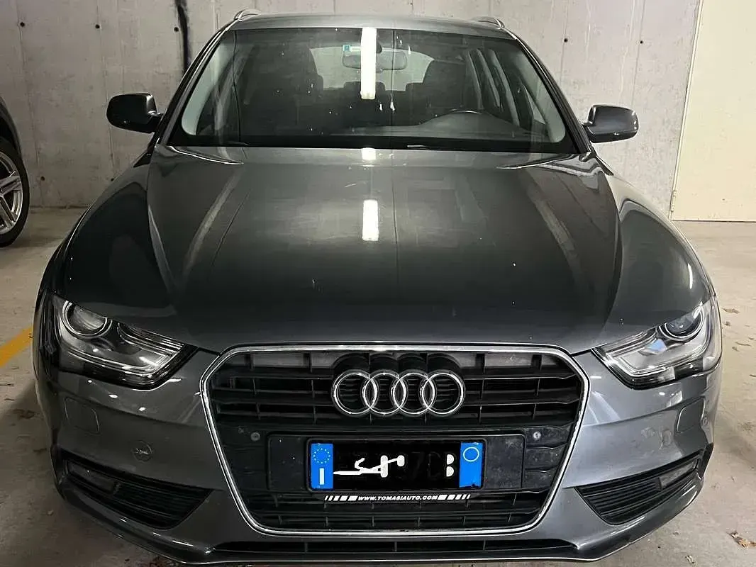 Usata Audi A4 Business 150 CV (110 kW) 2014 Grigio Station wagon