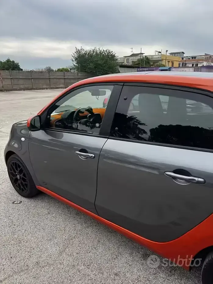 Usata Smart ForFour 71 CV (52 kW) 2015 Utilitaria