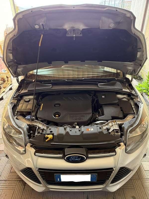 Usata Ford Focus Titanium 116 CV (85 kW) 2012 Grigio Berlina