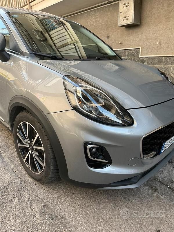 Usata Ford Puma 125 CV (91 kW) 2020 Grigio Station wagon
