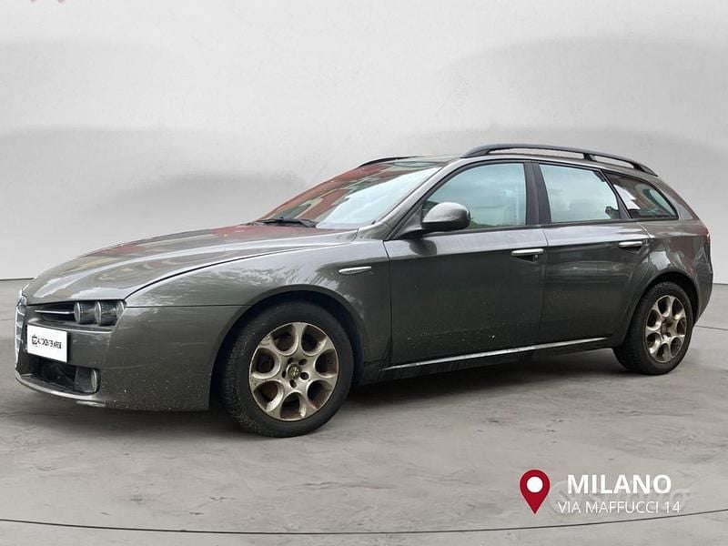 Usata Alfa Romeo 159 Progression 160 CV (117 kW) 2007 Grigio scuro / metallizzato Station wagon