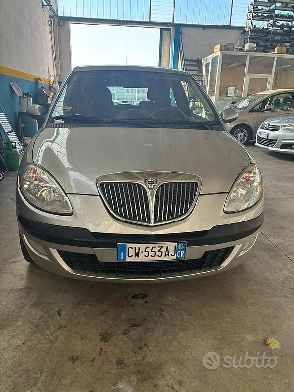 Bianco Usata 2005 Lancia Ypsilon Due volumi | 1700 € - Immagine 1/4