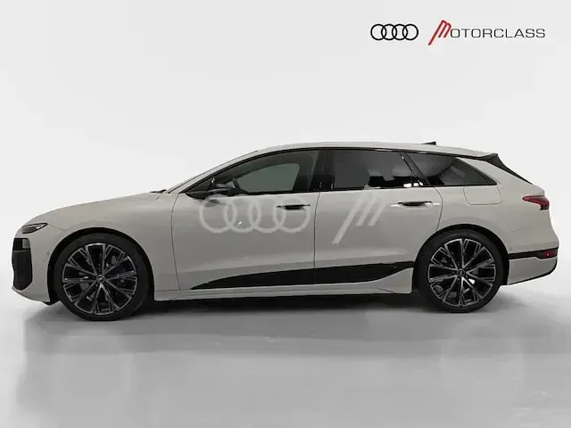Usata Audi S6 e-tron Sport 369 kW (503 CV) 2025 Beige siam metallizzato Station wagon