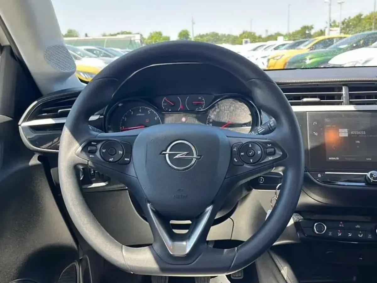 Usata Opel Corsa Edition 100 CV (73 kW) 2022 Bianco Utilitaria