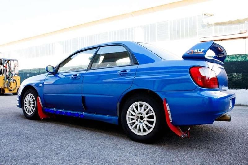 Usata Subaru Impreza 262 CV (192 kW) 2005 Blu/azzurro Berlina