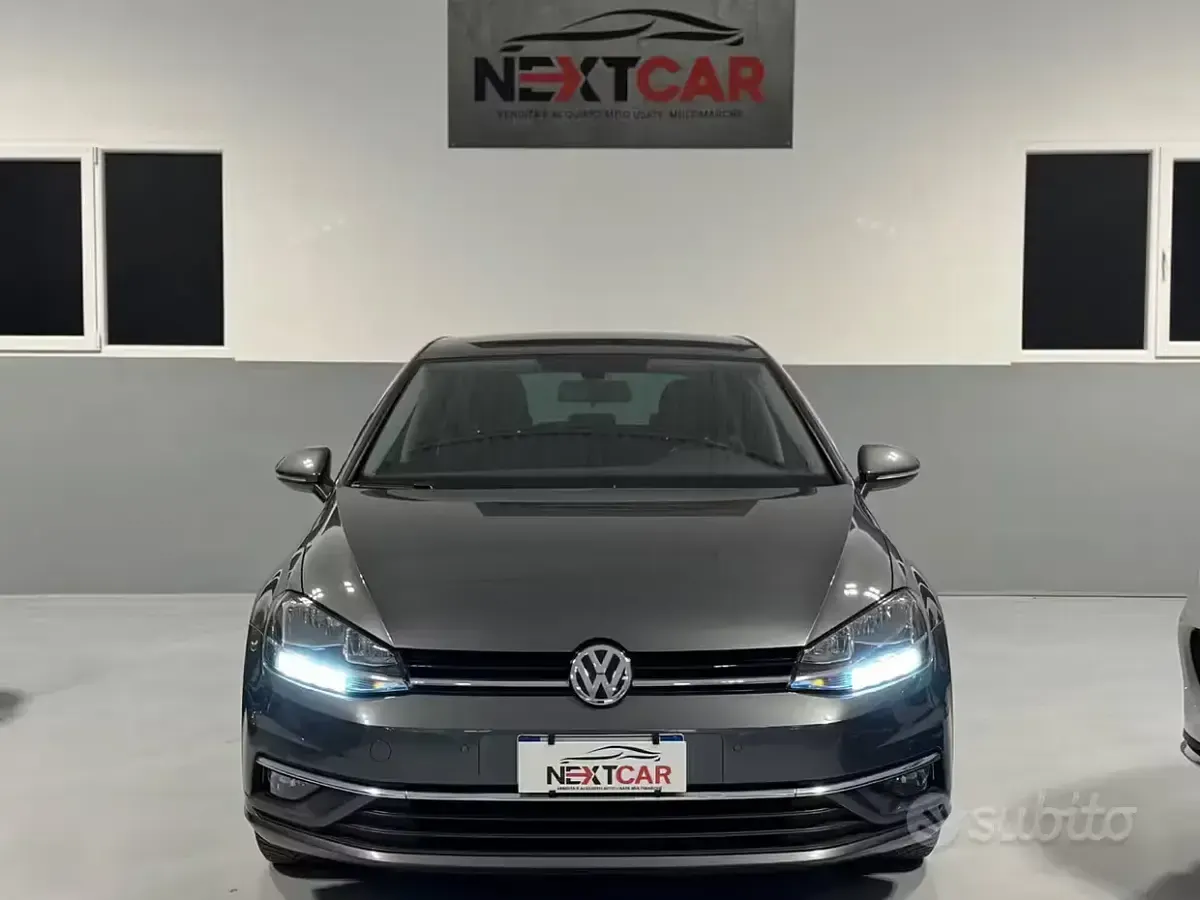 Używany VW Golf VII Sport 116 KM (85 kW) 2018 Szary Sedan/Limuzyna