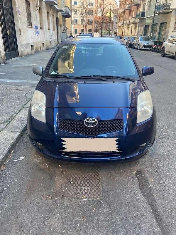 Usata Toyota Yaris Sol 87 CV (63 kW) 2007 Utilitaria