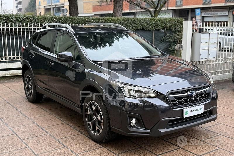 Usata Subaru XV Style 114 CV (83 kW) 2018 Grigio SUV