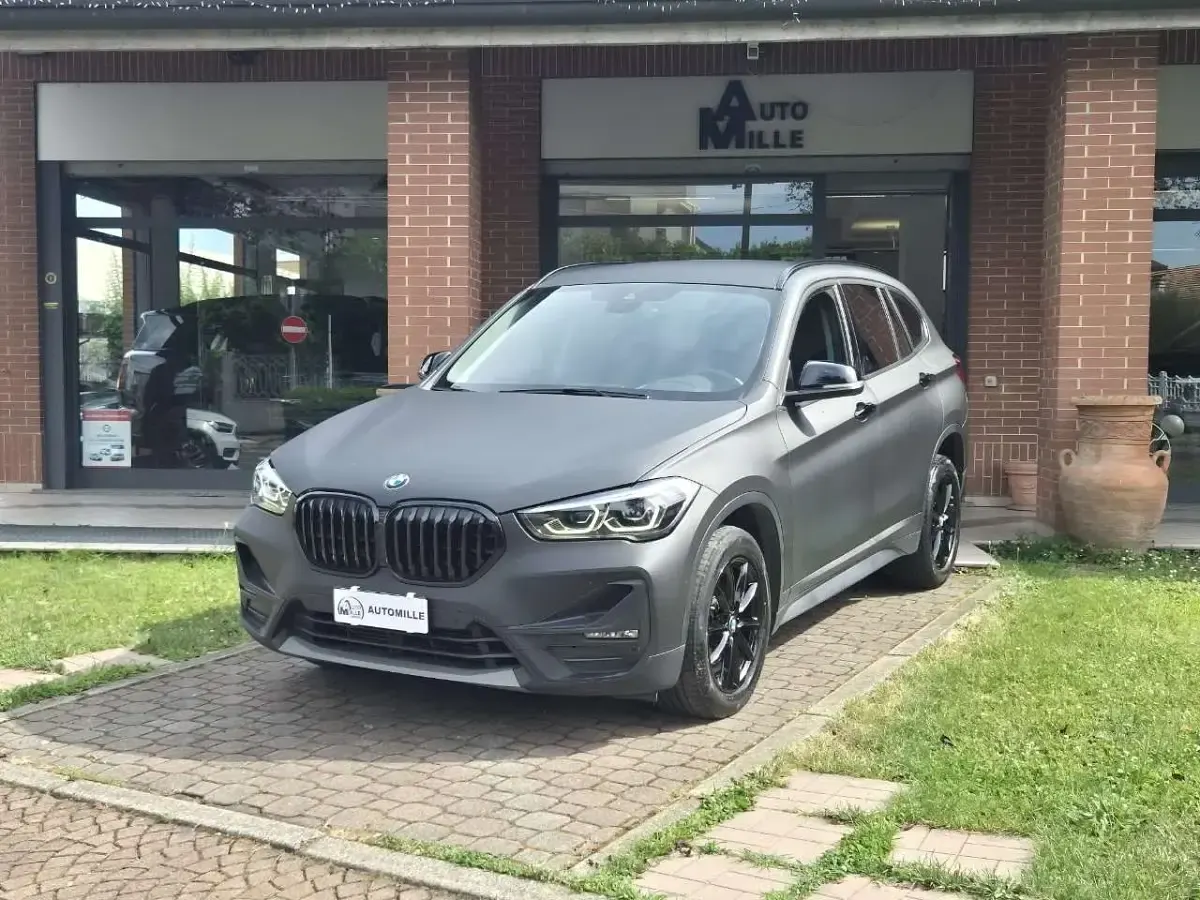Usata BMW X1 Comfort Edition 116 CV (85 kW) 2021 Nero SUV
