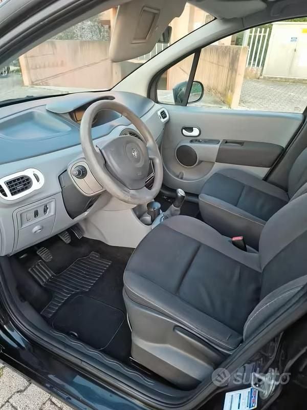 Usata Renault Modus 2011 Nero Monovolume