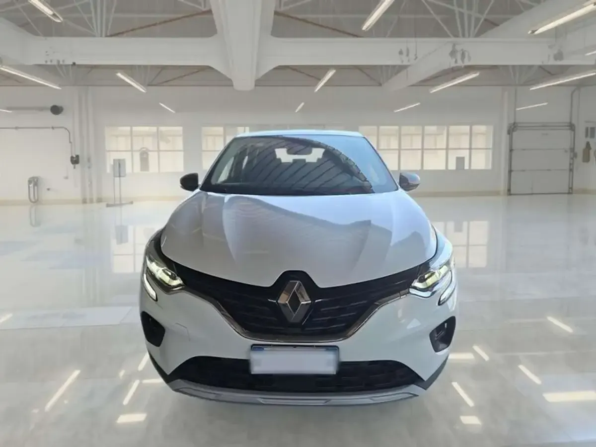 Usata Renault Captur Business 101 CV (74 kW) 2022 Bianco SUV