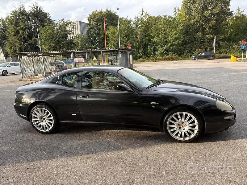 Nero Usata 2003 Maserati Coupé Coupé | 28.000 € (Ottimo prezzo) - Immagine 1/4