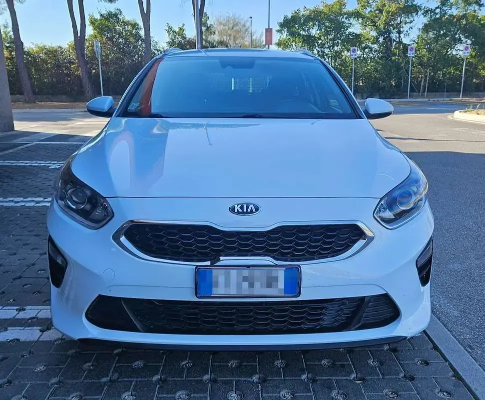 Usata Kia Ceed Sportswagon 116 CV (85 kW) 2019 Bianco Station wagon