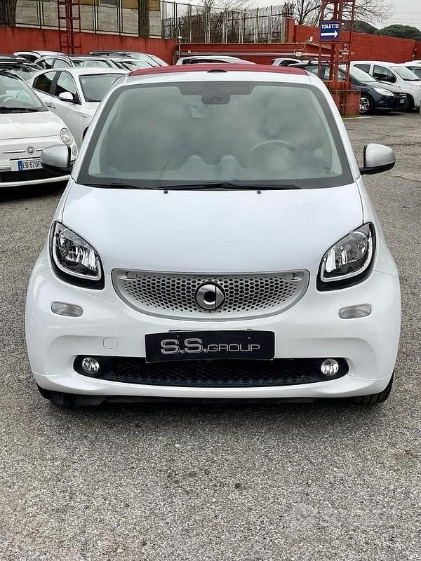 Usata Smart ForTwo Coupé 41 CV (30 kW) 2017 Utilitaria