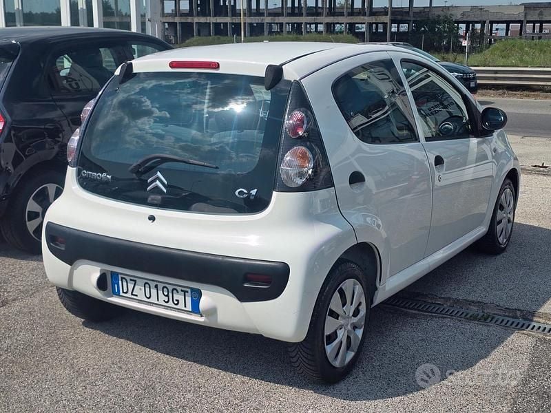 Usata Citroën C1 68 CV (50 kW) 2009 Bianco Utilitaria