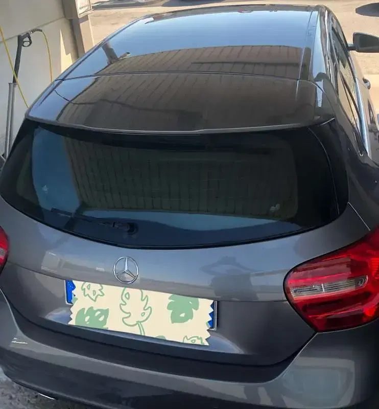 Usata Mercedes A180 109 CV (80 kW) 2013 Grigio Utilitaria