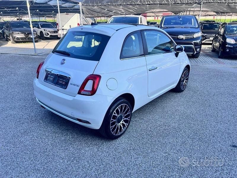 Usata Fiat 500 69 CV (50 kW) 2024 Bianco Utilitaria