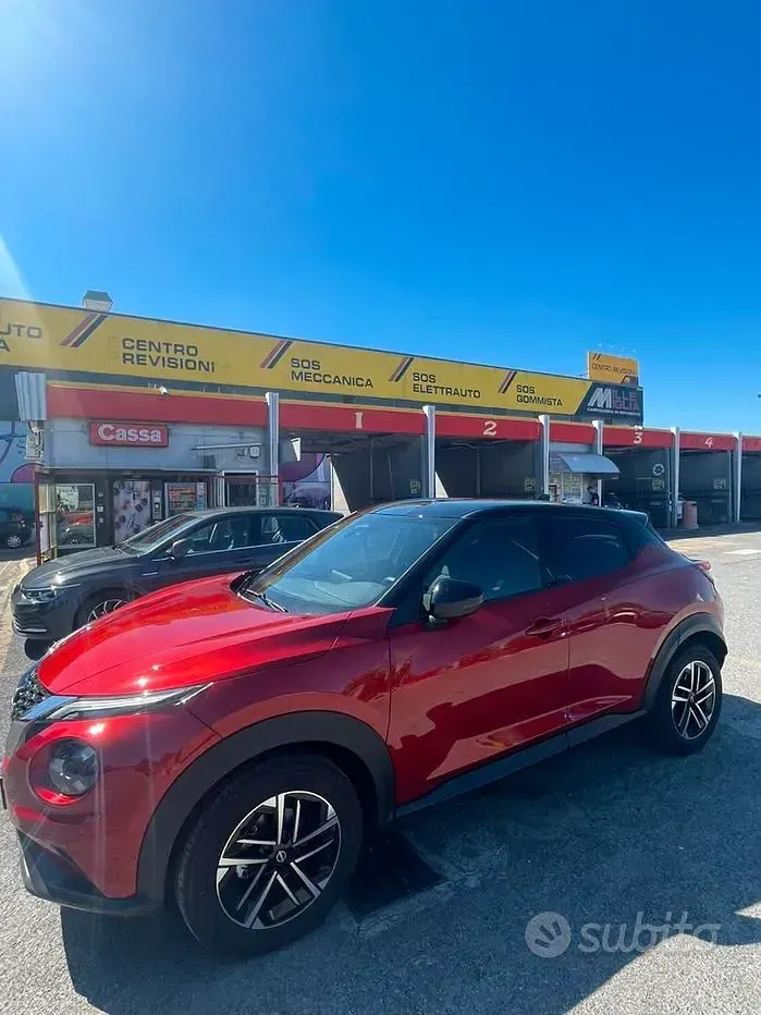 Usata Nissan Juke N-Connecta 114 CV (83 kW) 2025 Rosso SUV