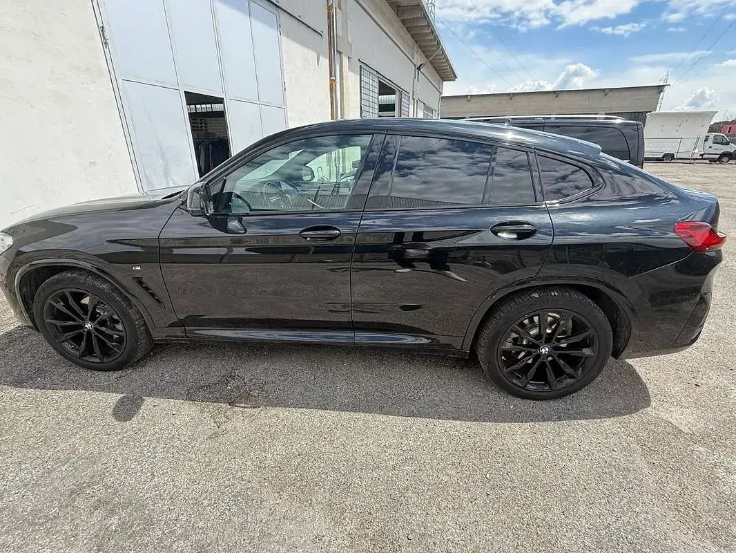 Usata BMW X4 M Sport 190 CV (139 kW) 2023 Nero SUV