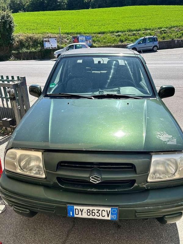 Verde Usata 2001 Suzuki Grand Vitara SUV | 7999 € - Immagine 1/4
