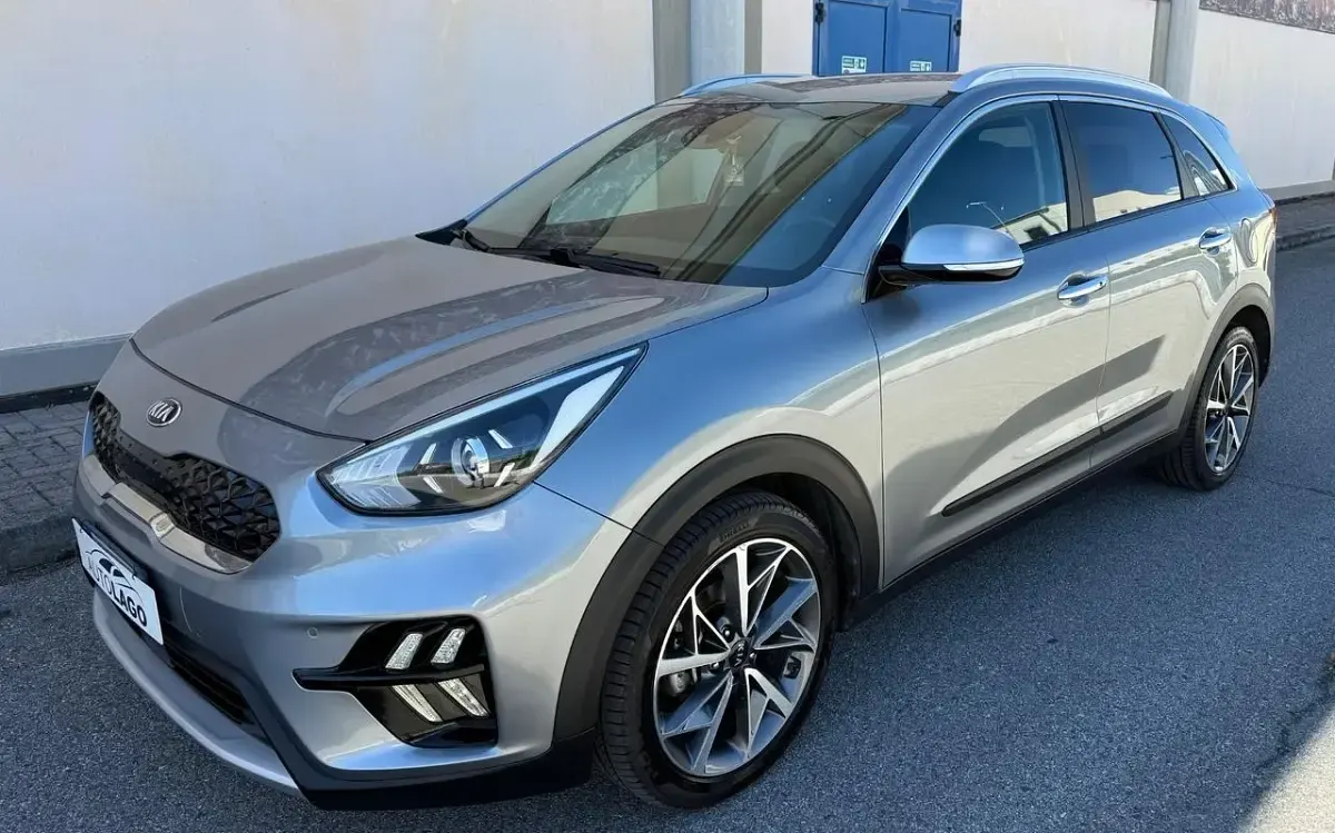Usata Kia Niro Style 105 CV (77 kW) 2021 Grigio SUV