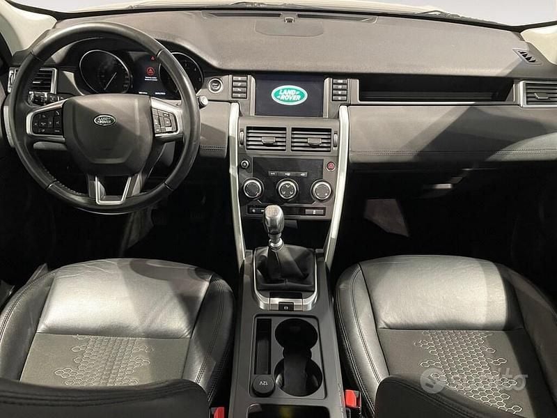 Usata Land Rover Discovery Sport Pure 150 CV (110 kW) 2019 Narvik black SUV