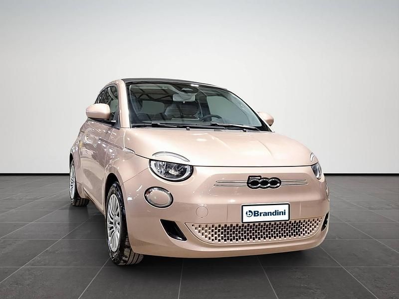 Usata Fiat 500e 42 kW (58 CV) 2024 Cabrio
