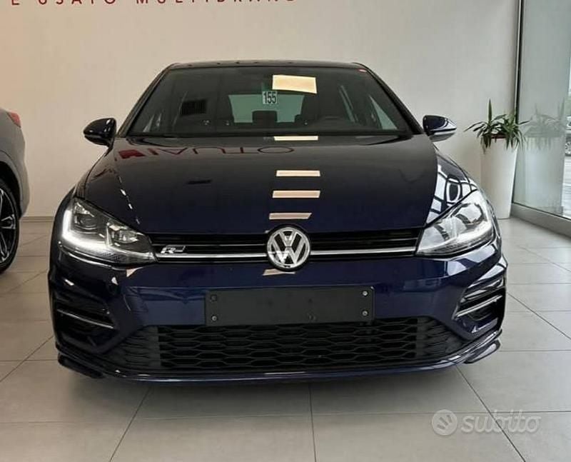 Usata VW Golf VII R-line 110 CV (80 kW) 2018 Blu Berlina