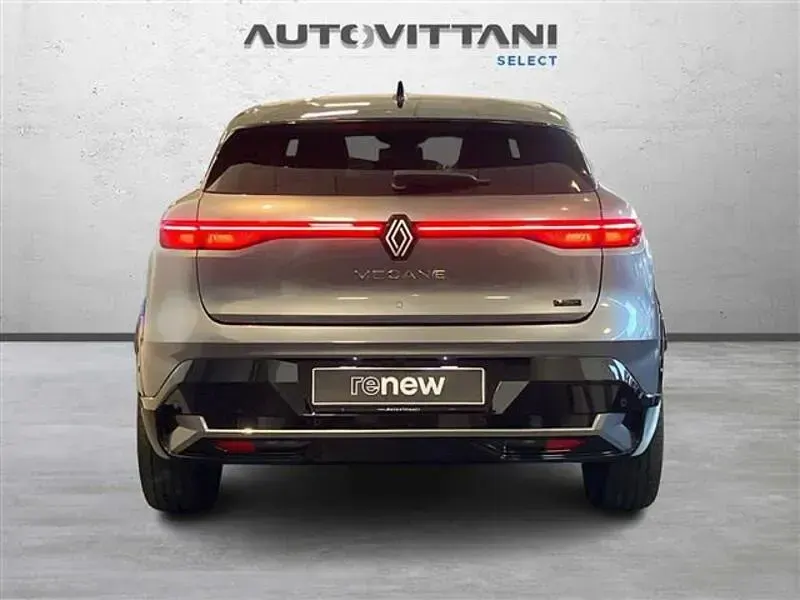 Usata Renault Megane E-Tech Evolution 55 kW (75 CV) 2023 Grigio scuro Berlina