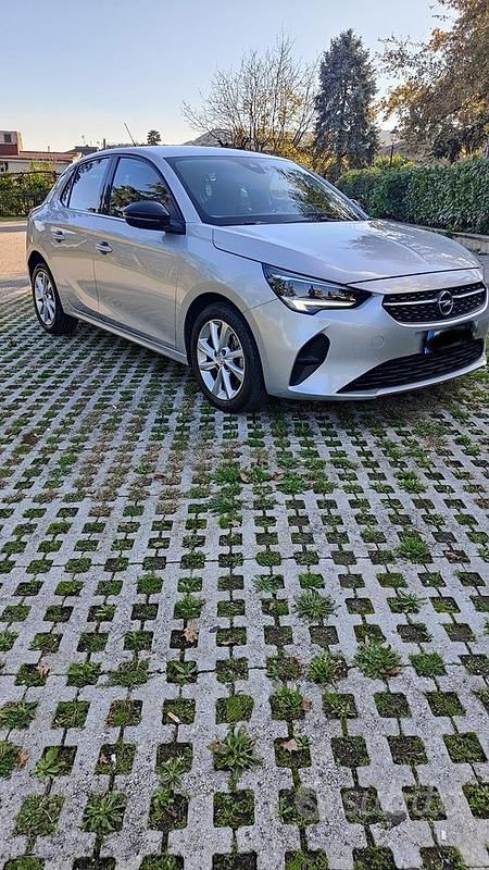 Usata Opel Corsa Elegance 101 CV (74 kW) 2022 Grigio Berlina