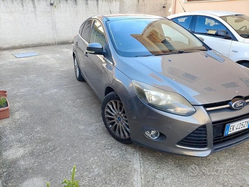 Usata Ford Focus 116 CV (85 kW) 2012 Utilitaria