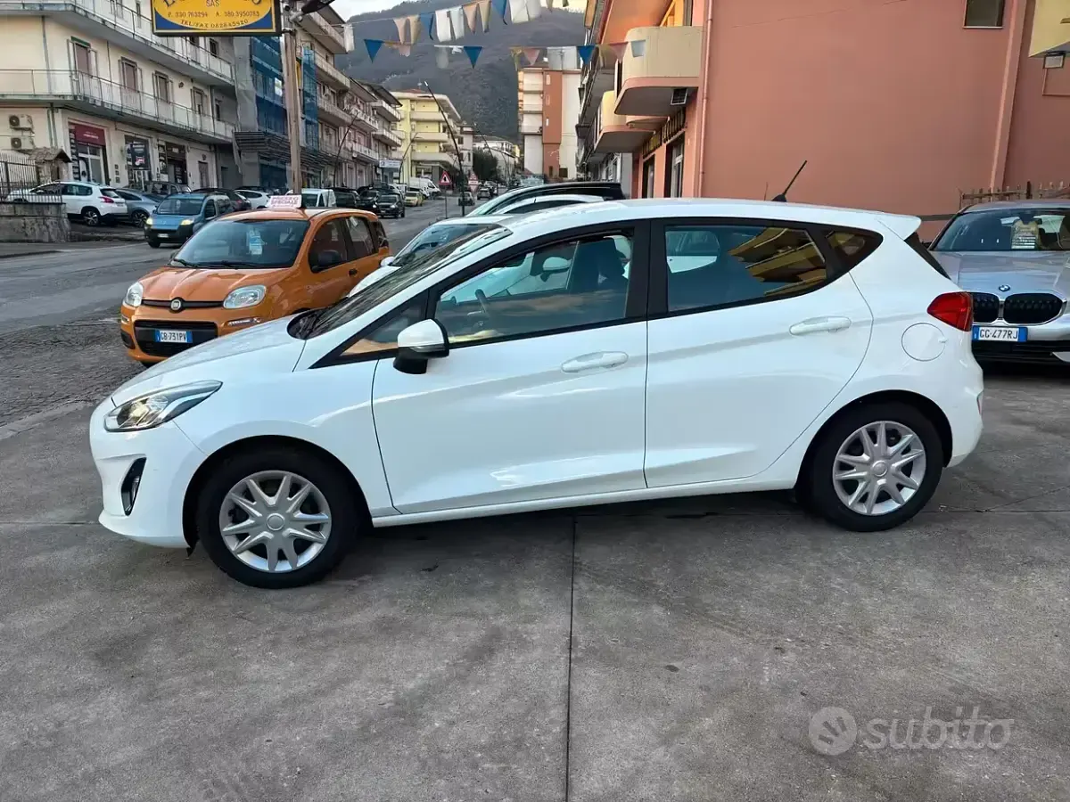 Usata Ford Fiesta Business Edition 86 CV (63 kW) 2019 Bianco Utilitaria
