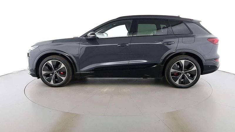 Usata Audi SQ6 e-tron Edition .1 380 kW (517 CV) 2024 Grigio SUV