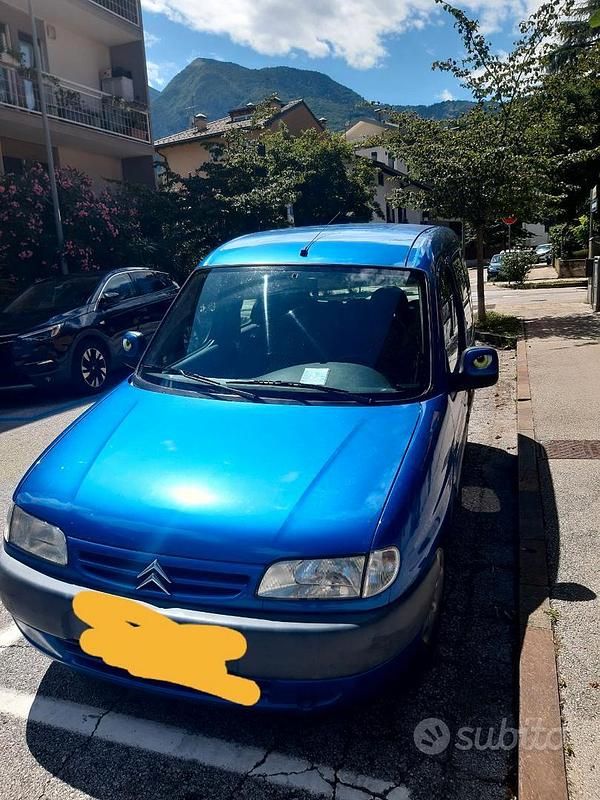 Usata Citroën Berlingo 90 CV (66 kW) 2000 Blu Monovolume