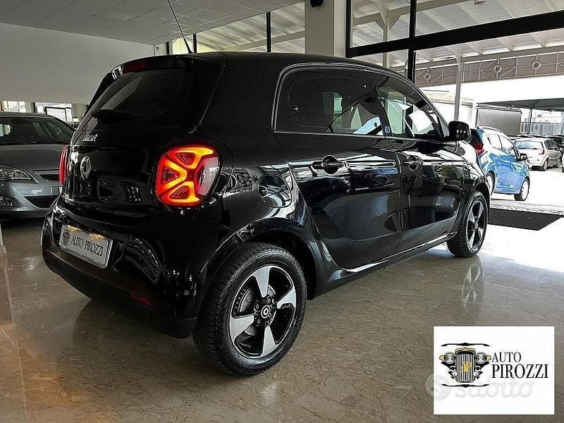 Usata Smart ForFour Electric Drive Exclusive 2021 Nero Utilitaria