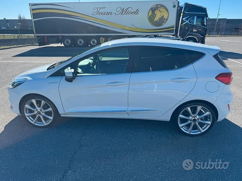 Usata Ford Fiesta Vignale 120 CV (88 kW) 2019 Utilitaria