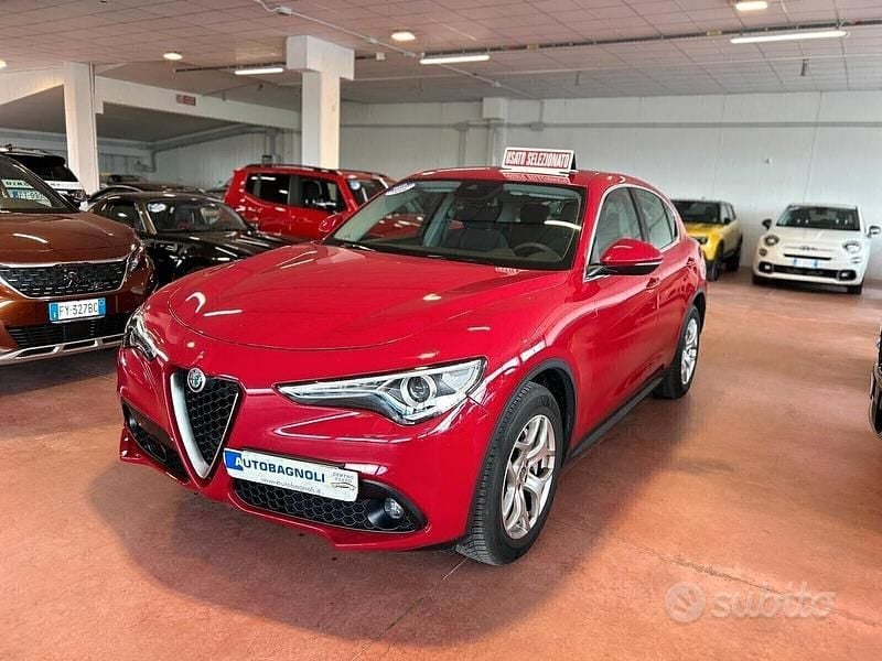 Usata Alfa Romeo Stelvio Business 190 CV (139 kW) 2021 Rosso SUV
