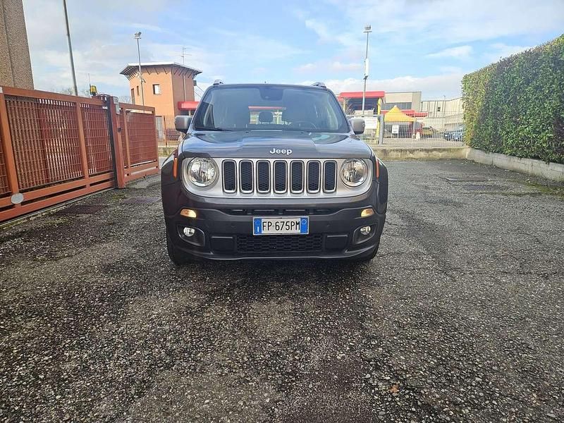 Usata Jeep Renegade Limited 140 CV (102 kW) 2018 Grigio SUV