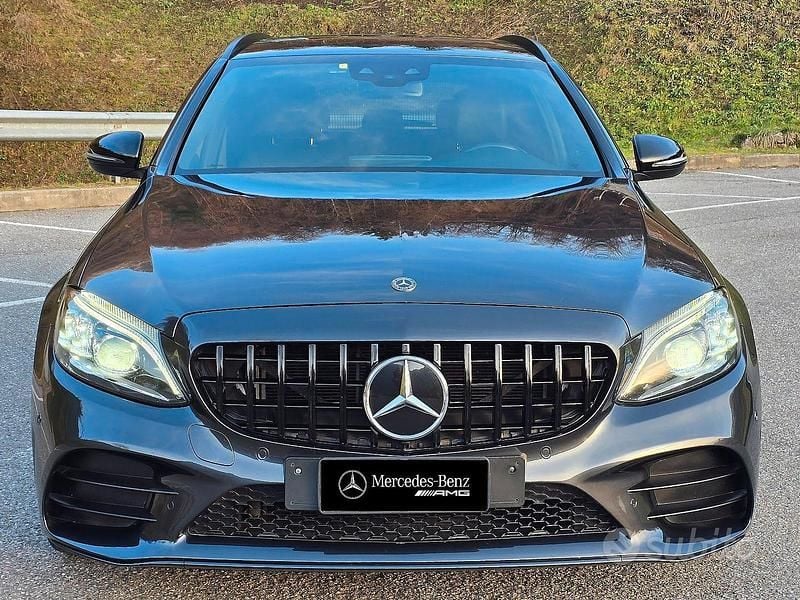 Usata Mercedes C220 AMG 194 CV (142 kW) 2021 Grigio Station wagon