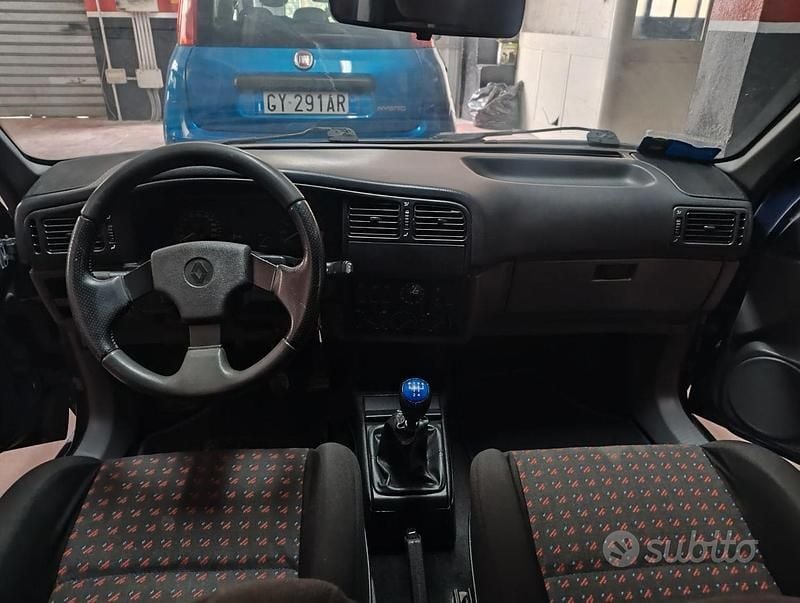 Usata Renault 19 1993 Blu Coupé