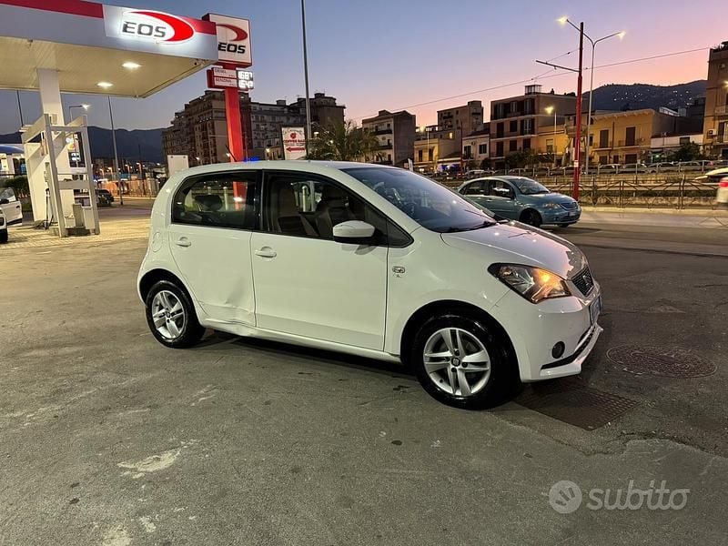 Usata Seat Mii Style 60 CV (44 kW) 2013 Bianco Utilitaria