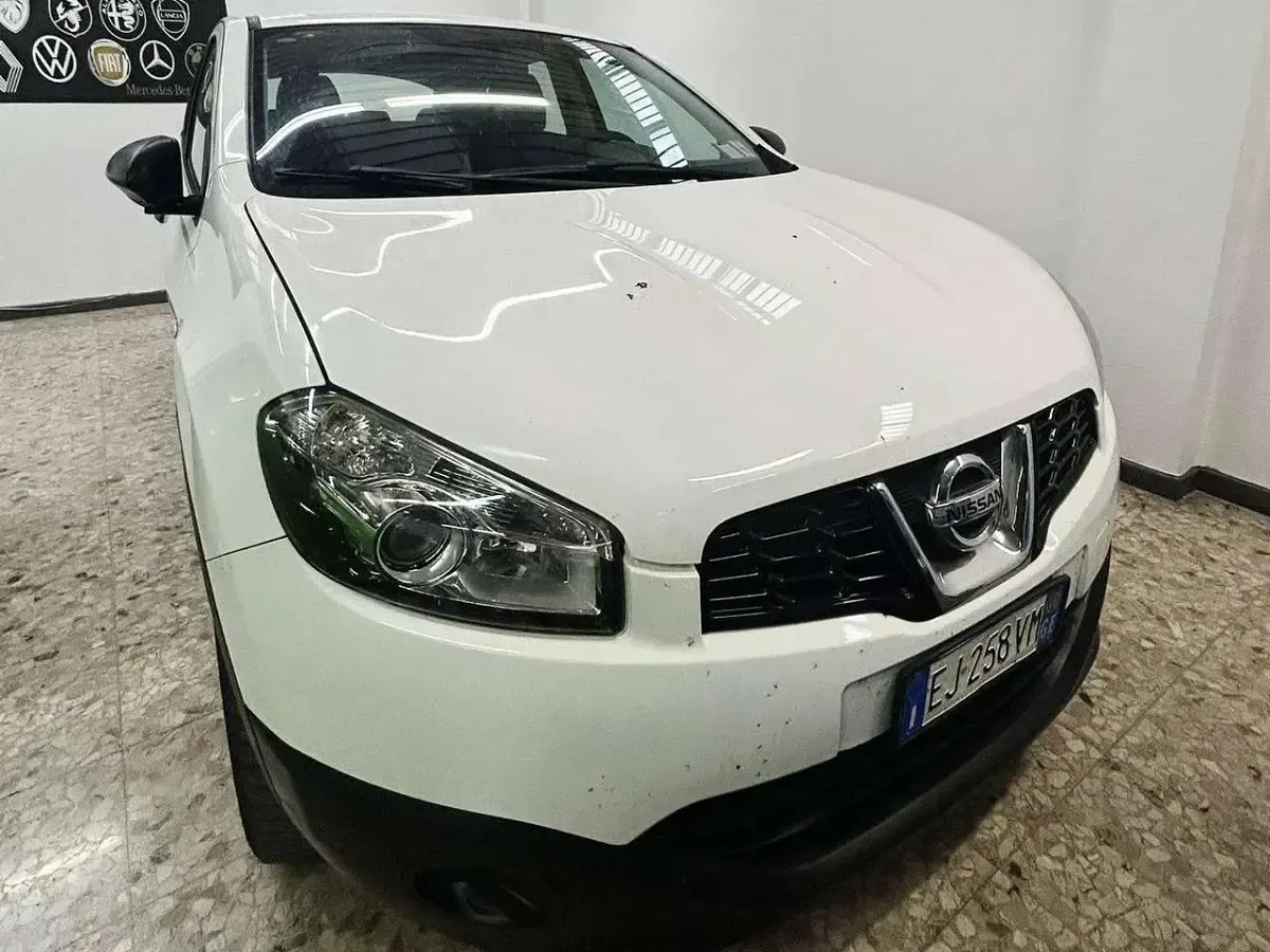 Usata Nissan Qashqai Tekna 110 CV (80 kW) 2011 Bianco SUV